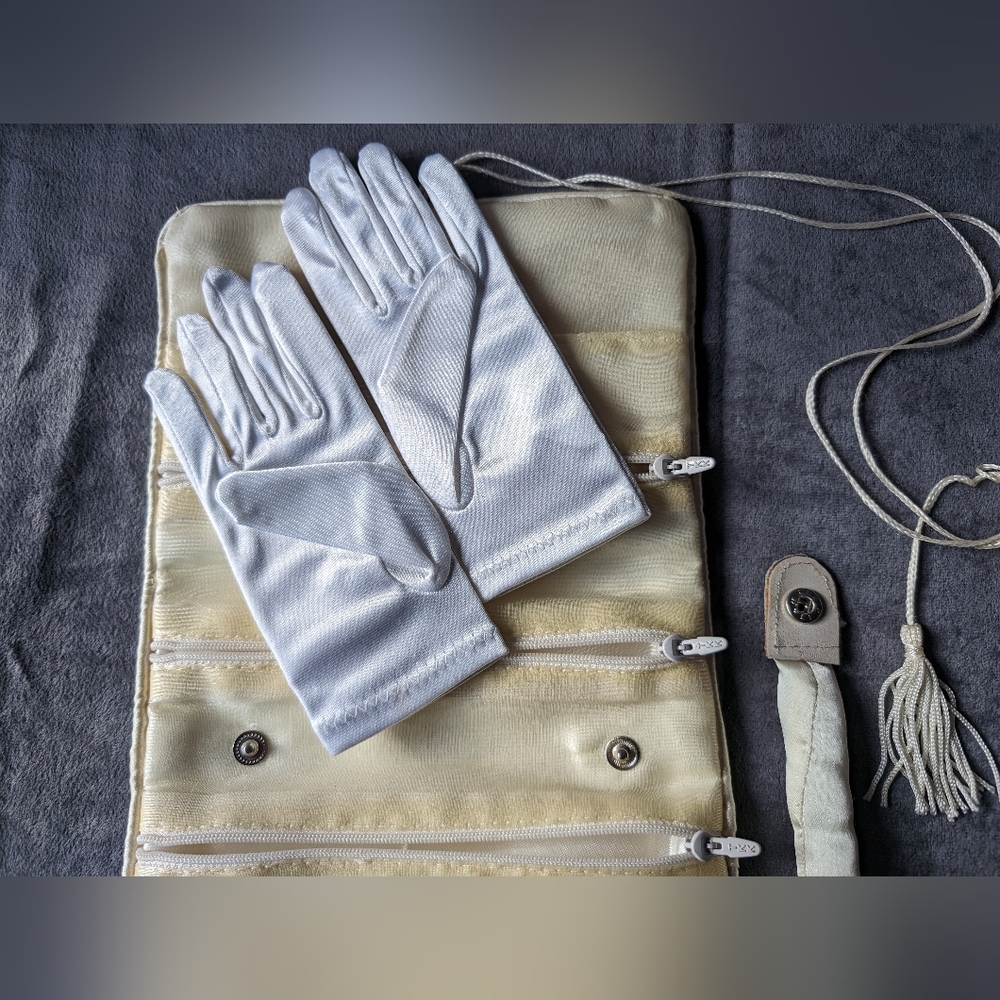 Pageant Bag & Gloves - Picture 3 of 5